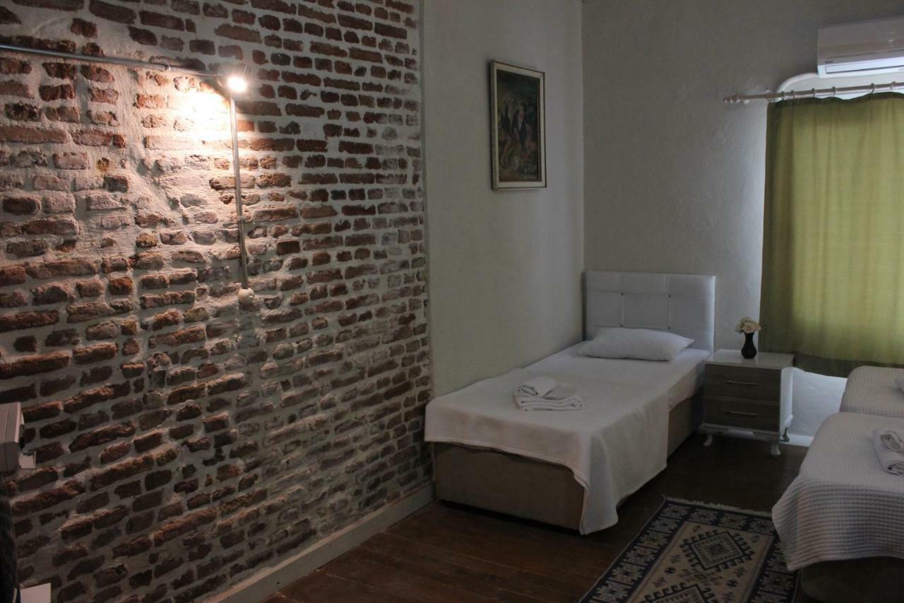 Macide Hanim Konagi Ayvalik Bagian luar foto